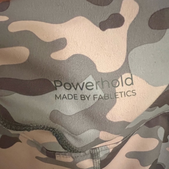 Fabletics Powerhold Pink Camo leggings - Picture 3 of 3